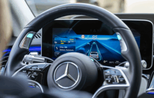 Рівень 3 у 2025: Mercedes DRIVE PILOT до 95 км/год — де і як працює