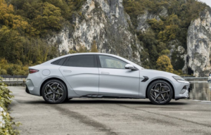 Кращі китайські машини: Топ 10 надійних та якісних авто
